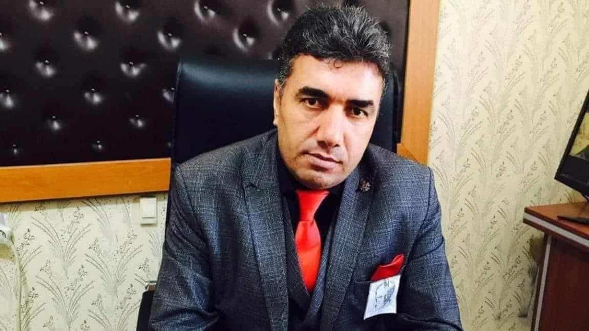 BAŞÖĞRETMEN FADIL YALÇİN - OKUL MÜDÜRÜ